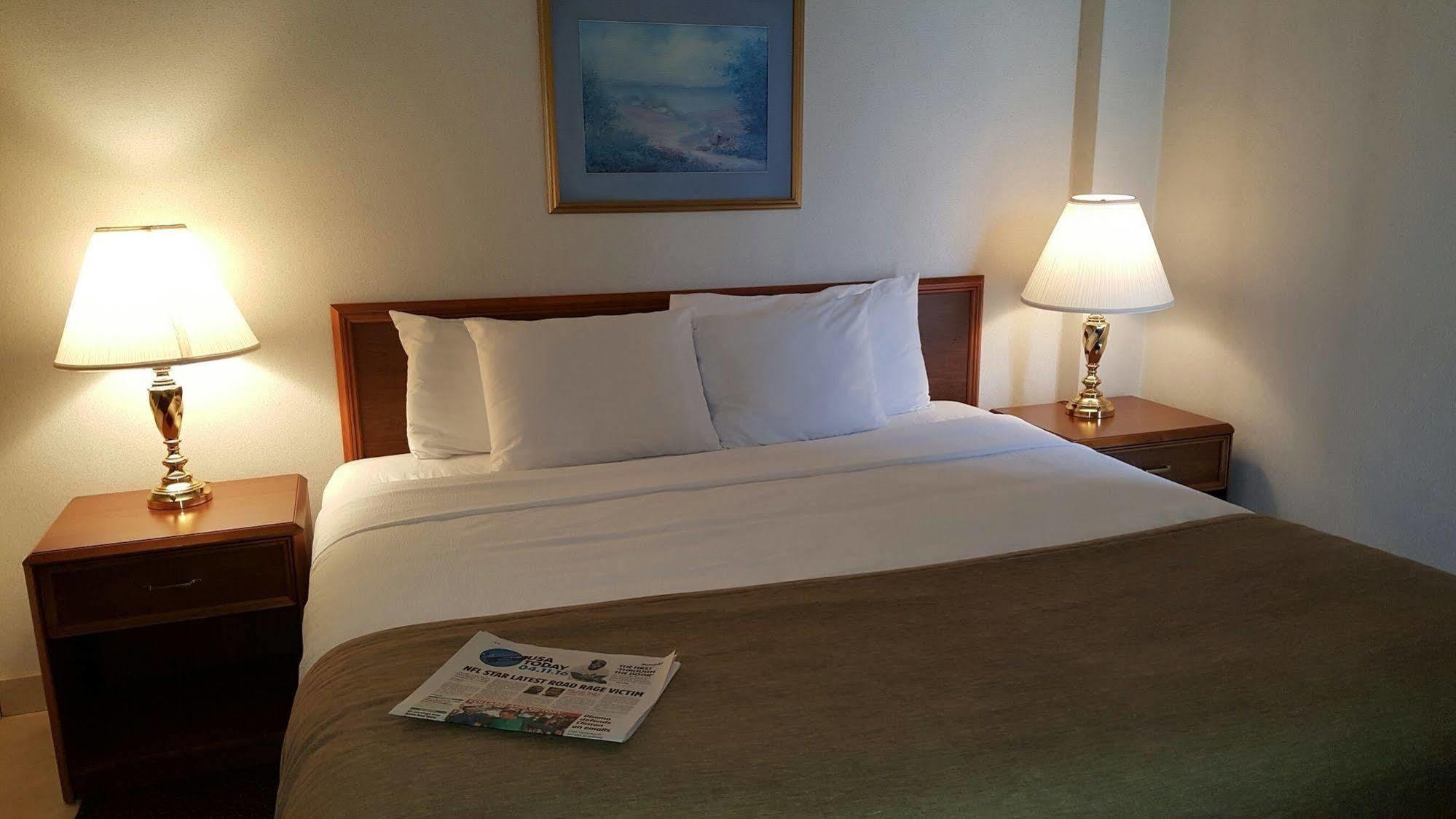 Best Western Plus Wausau Tower Inn Buitenkant foto